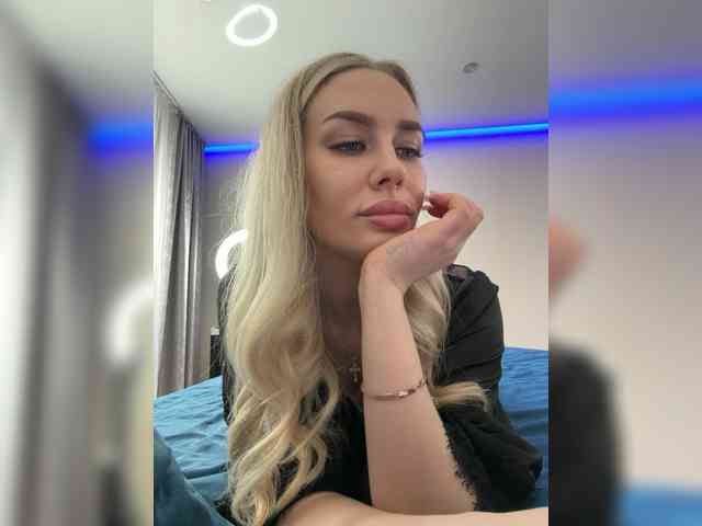 Modella: -Lovensesgirl-