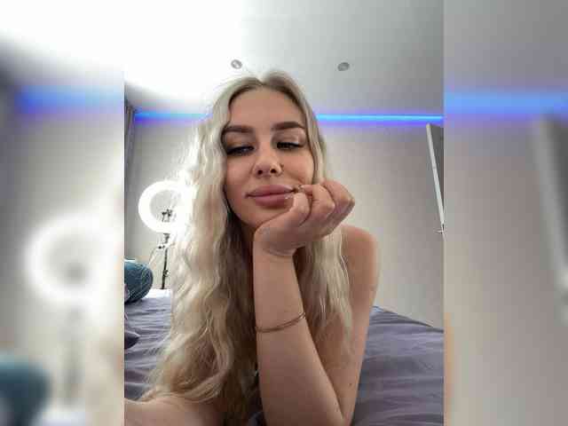 Модель: -Lovensesgirl-