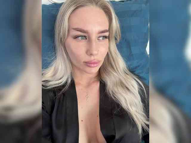 Модель: -Lovensesgirl-