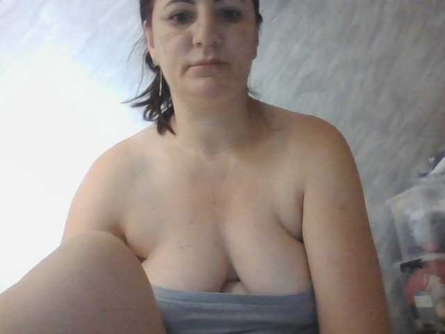 Natalyaredd live cam on BongaCams