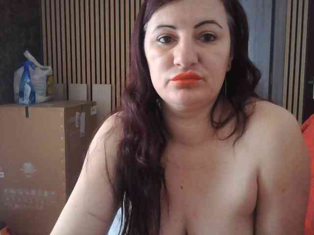 Natalyaredd webcam