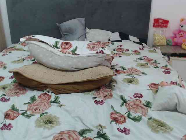 Natalyaredd webcam