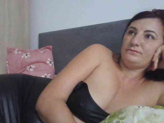 Natalyaredd webcam