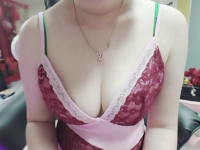 twhanhan live cam on BongaCams
