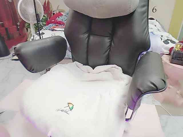 twhanhan webcam