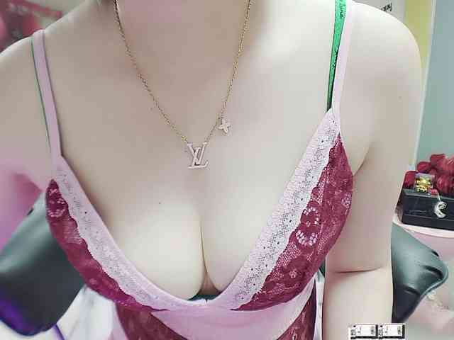 twhanhan webcam