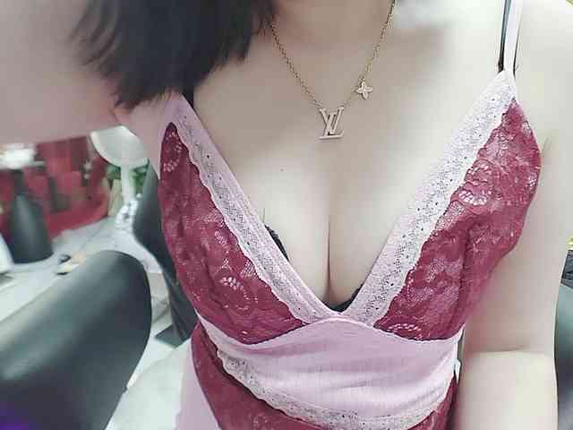 twhanhan webcam