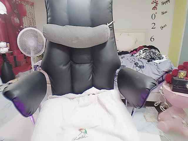 twhanhan webcam