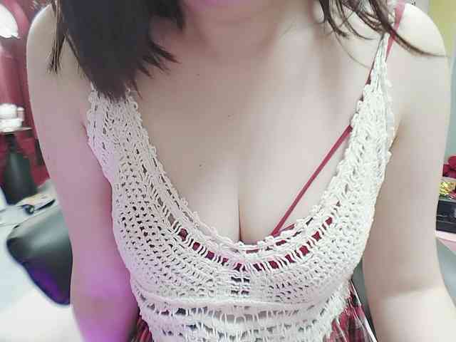twhanhan webcam