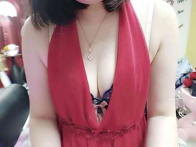twhanhan webcam