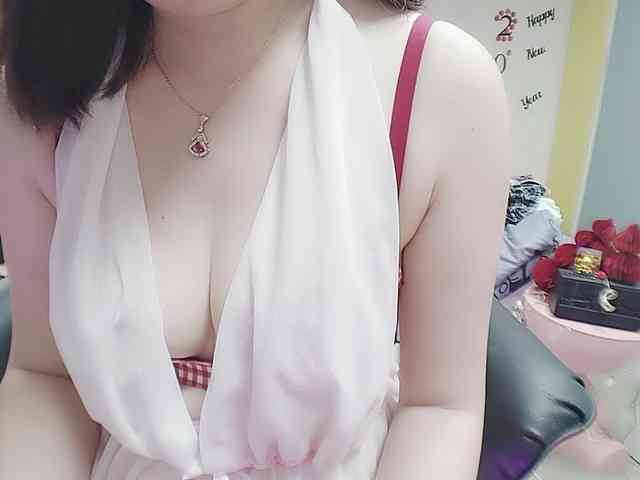 twhanhan webcam