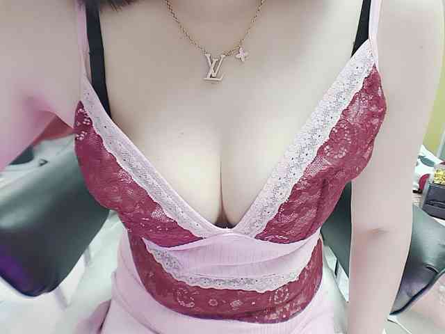 twhanhan webcam