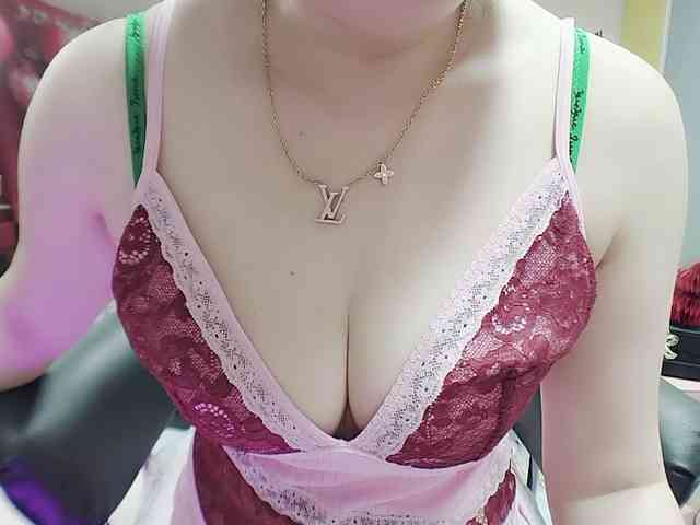 twhanhan webcam