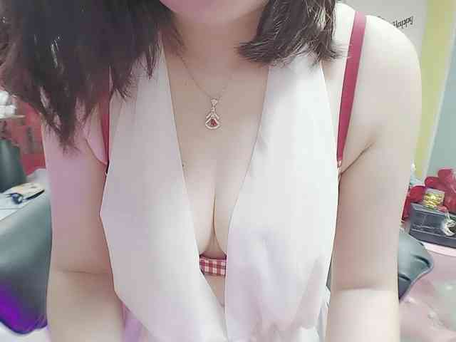 twhanhan webcam
