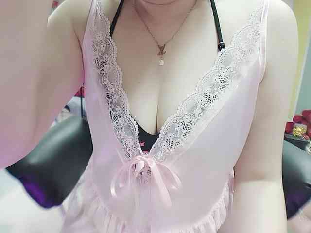 twhanhan webcam