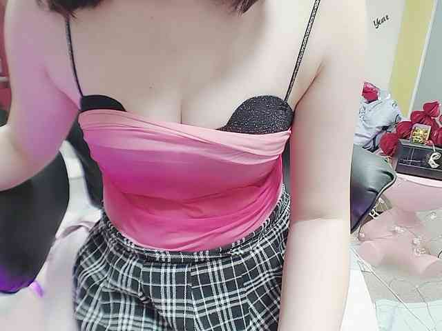twhanhan webcam