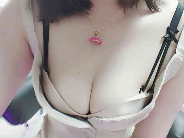 twhanhan webcam