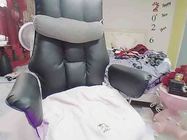 twhanhan webcam