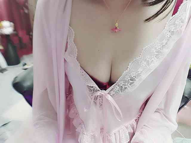 twhanhan webcam