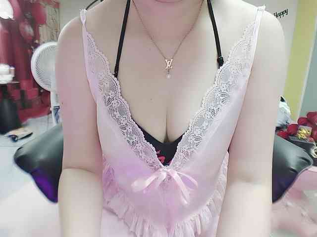 twhanhan webcam
