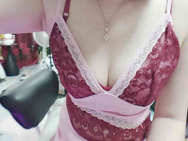 twhanhan webcam
