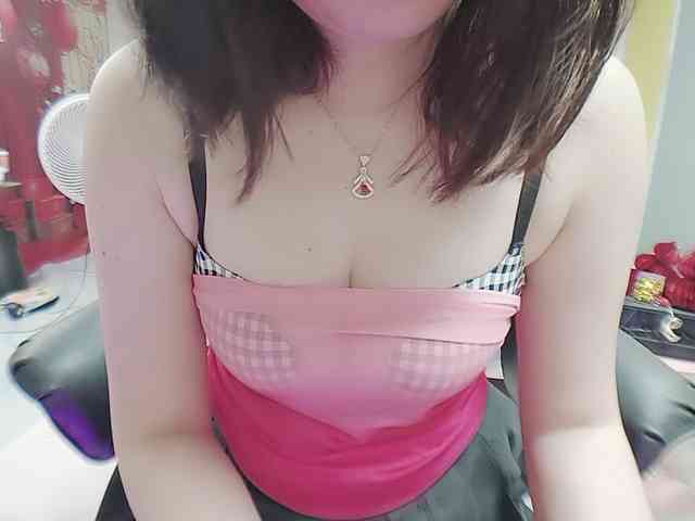 twhanhan webcam