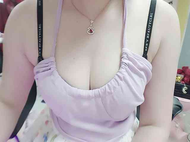twhanhan webcam