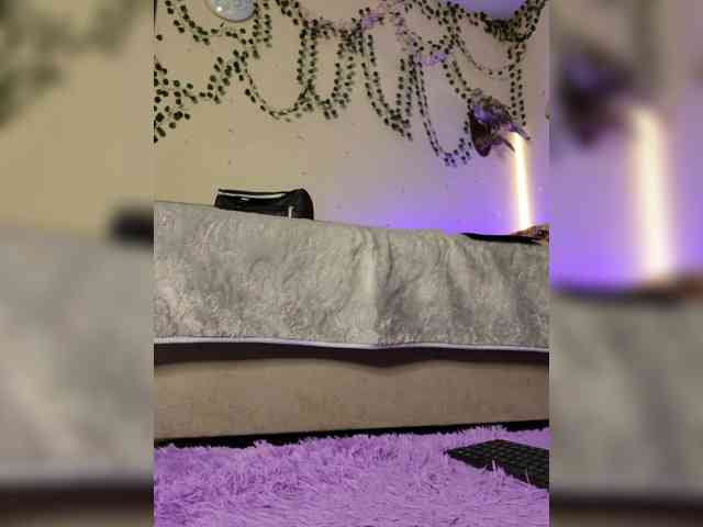 _darina_andreevna_'s cam show statistics and live stream