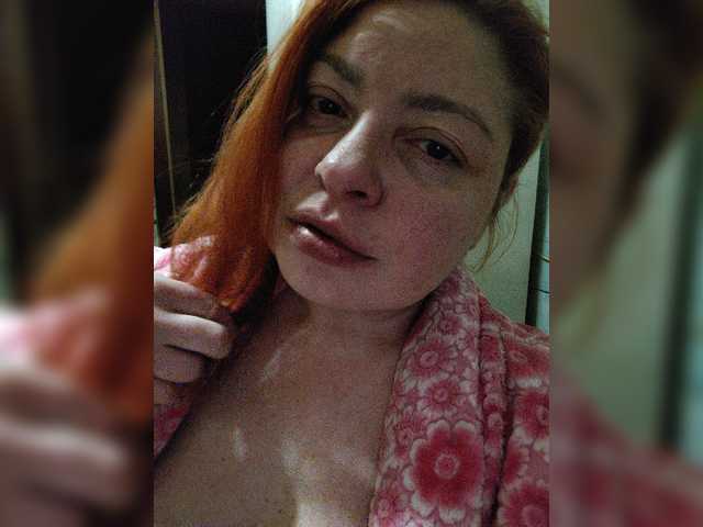 Evasweetapple's BongaCams show and profile