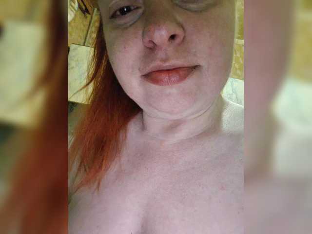 Evasweetapple's BongaCams show and profile