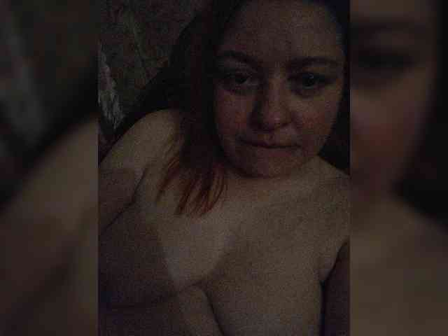 Dinochka38 webcam