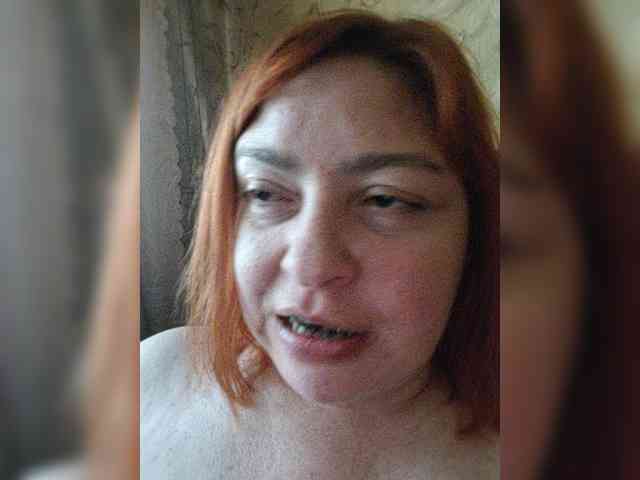 Dinochka38 webcam