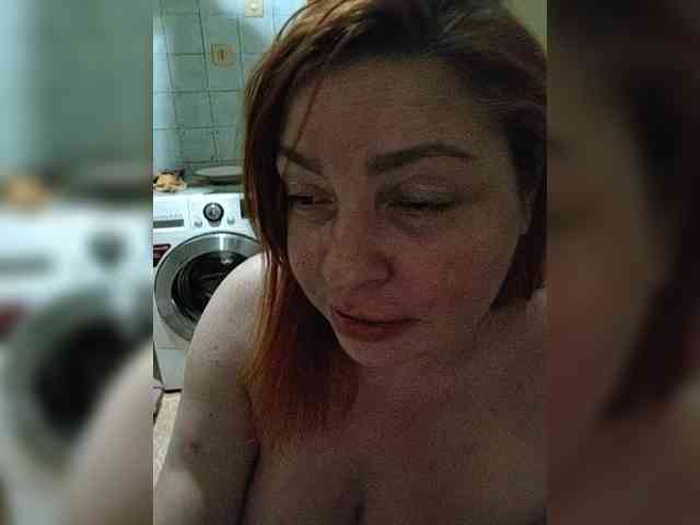 Dinochka38 webcam
