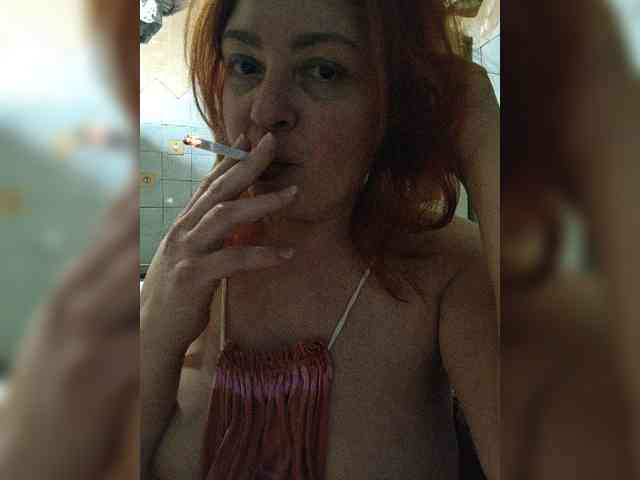 Dinochka38 webcam