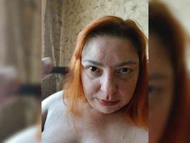 Dinochka38 webcam