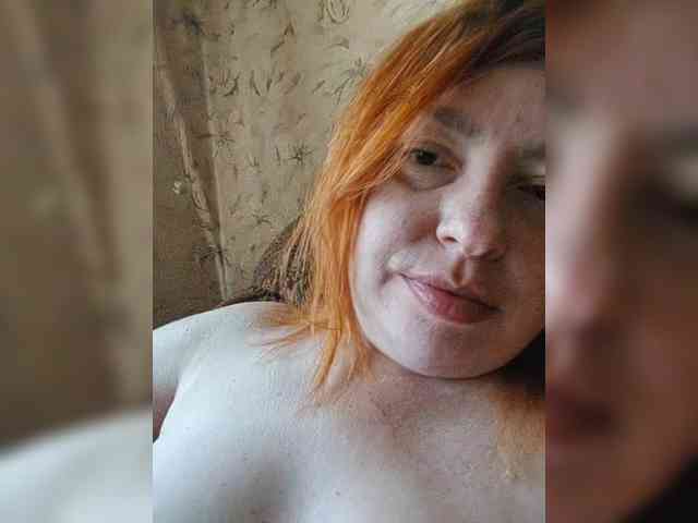 Dinochka38 webcam