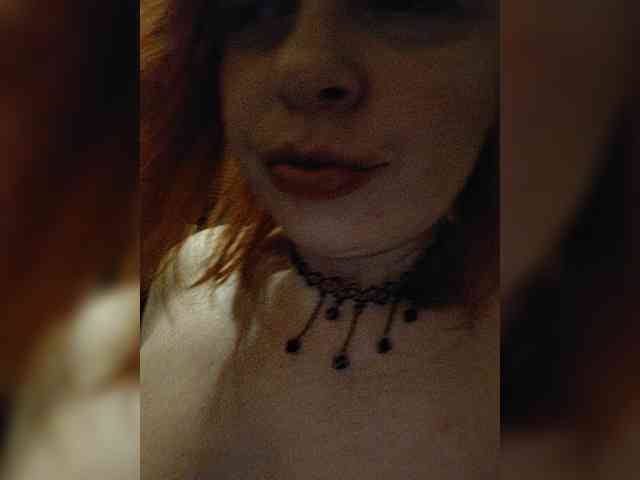 Dinochka38 webcam