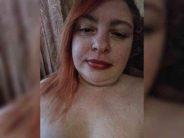 Dinochka38 webcam