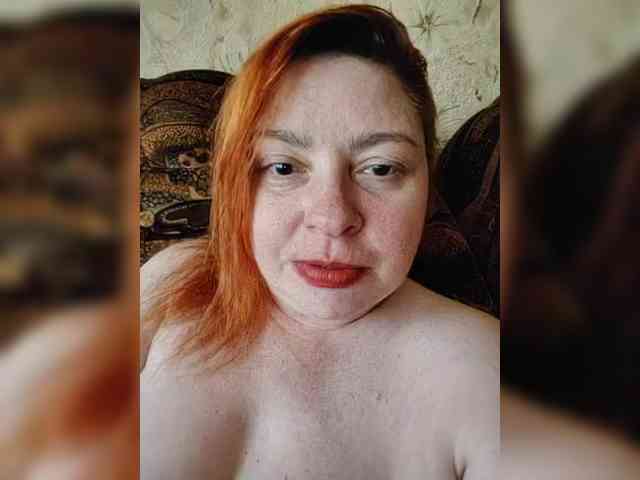 Dinochka38 webcam