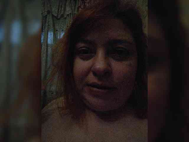 Dinochka38 webcam