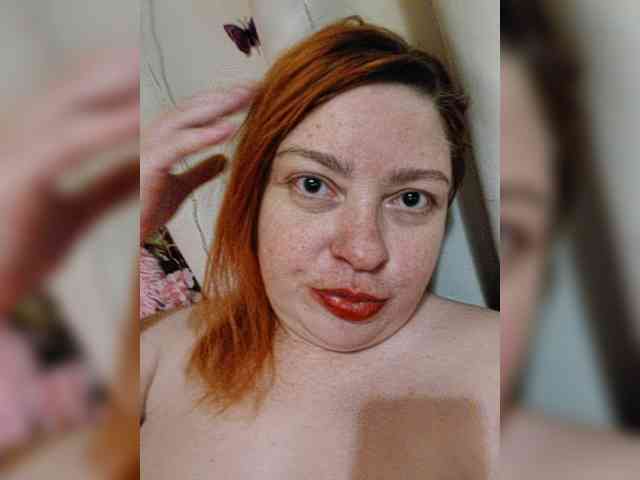 Dinochka38 webcam