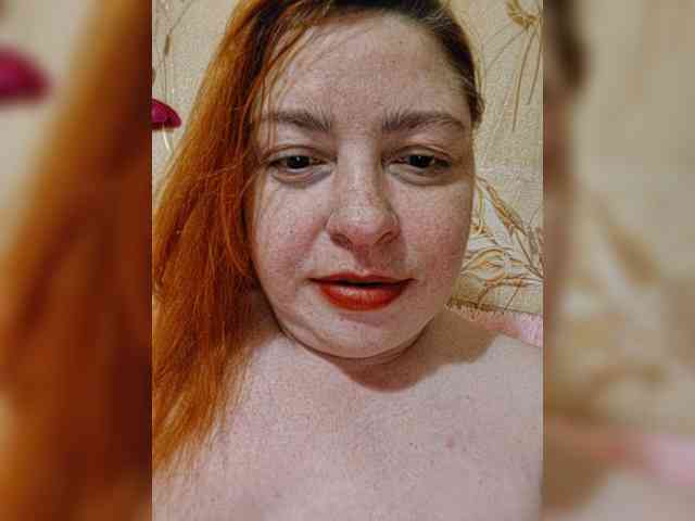 Dinochka38 webcam