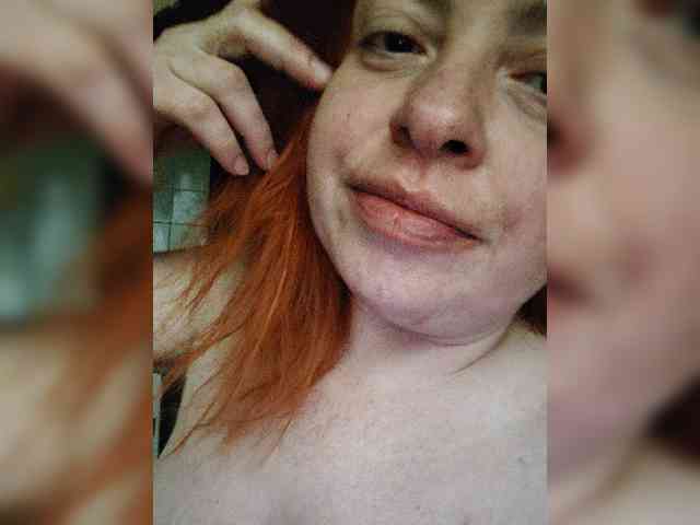 Dinochka38 webcam