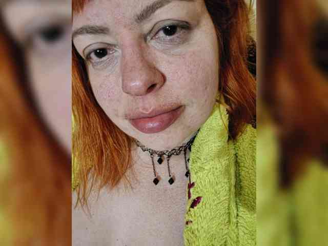 Dinochka38 webcam