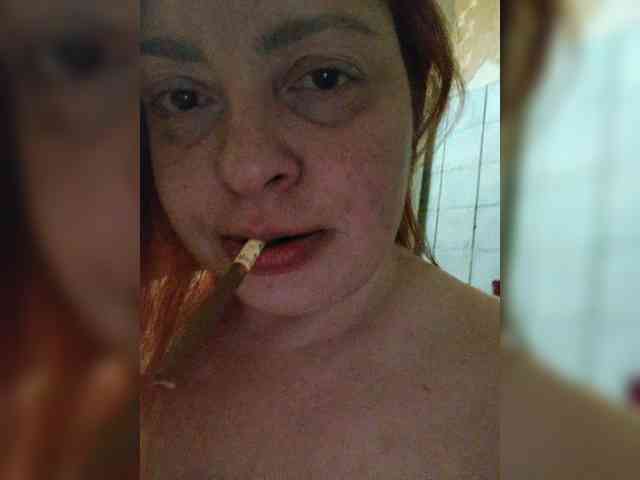 Dinochka38 webcam