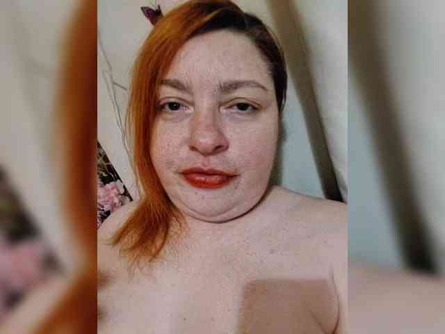 Dinochka38 webcam