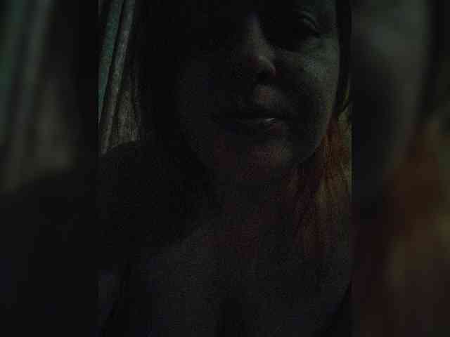 Dinochka38 webcam
