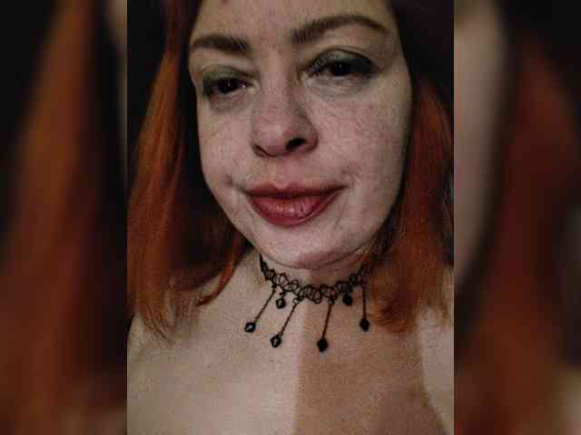 Dinochka38 webcam