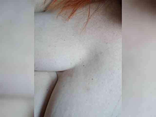 Dinochka38 webcam