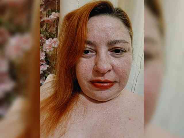 Dinochka38 webcam